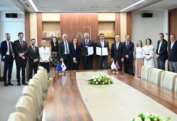 ԵՆԲ խումբը և Ամերիաբանկն ընդլայնում են աջակցությունը հայկական բիզնեսին ԵՄ-ի կողմից ապահովված երաշխիքի միջոցով (ՎԻԴԵՈ)