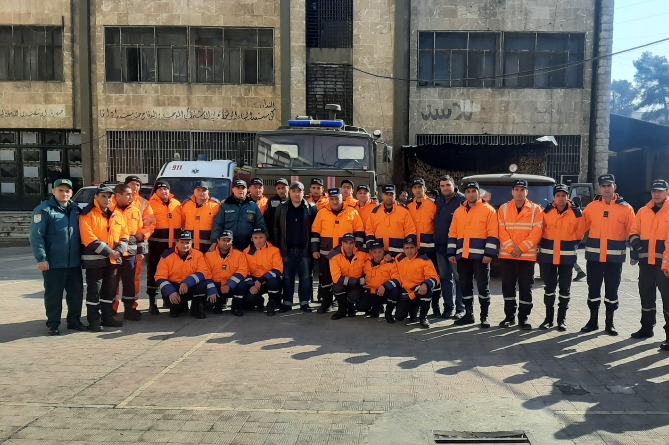 Հալեպ նահանգի բոլոր շրջաններում որոնողա֊փրկարարական աշխատանքներն ավարտվեցին (ՖՈՏՈ) Հալեպ նահանգի բոլոր շրջաններում որոնողա֊փրկարարական աշխատանքներն ավարտվեցին (ՖՈՏՈ)