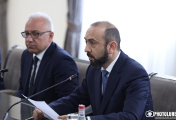 Հայաստանը կենտրոնացած է ՌԴ–ի հետ բոլոր ոլորտներում երկարաժամկետ և փոխշահավետ գործընկերության վրա․ Միրզոյանը՝ Լավրովին