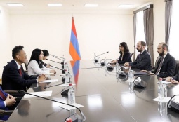 Расширение армяно-китайского партнерства обсудили глава армянского МИД и новый посол Китая 