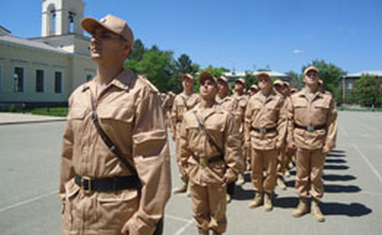 Плановая замена военнослужащих, проходящих военную службу по призыву, началась в российской военной базе в Армении