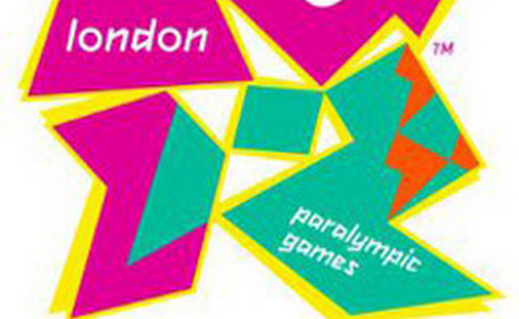 Огонь Паралимпиады зажжен на Олимпийском стадионе в Лондоне