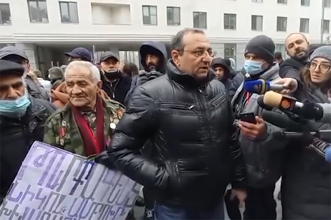 Армянская оппозиция обратится в Административный суд в связи с ситуацией в Шурнухе и Воротане (ВИДЕО) Армянская оппозиция обратится в Административный суд в связи с ситуацией в Шурнухе и Воротане (ВИДЕО)