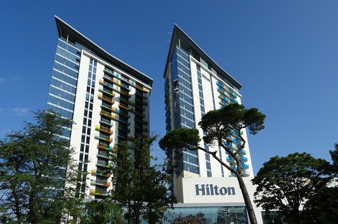 Владелец знаменитой сети отелей Hilton скончался в возрасте 91 года