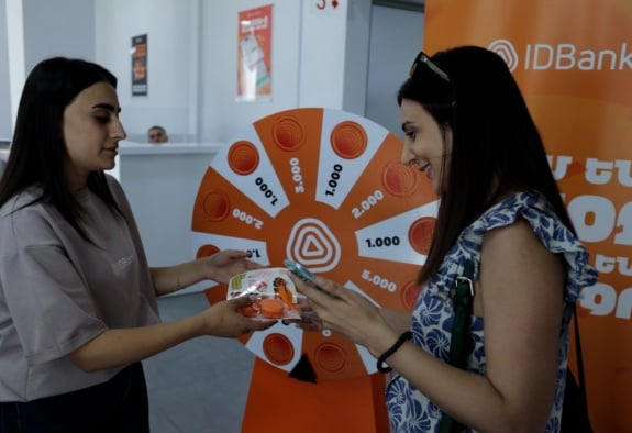 Հաճախորդների շնորհակալության օրը՝ այս անգամ IDBank-ի «Էրեբունի» մասնաճյուղում (ՎԻԴԵՈ)