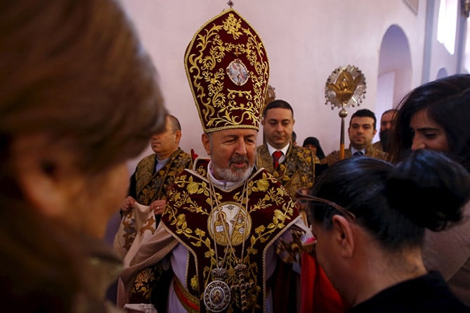 Էրդողանին աղմկահարույց նամակ գրած արքեպիսկոպոսն Էջմիածնում կլորիկ գումարով տուն է գնել. թերթ Էրդողանին աղմկահարույց նամակ գրած արքեպիսկոպոսն Էջմիածնում կլորիկ գումարով տուն է գնել. թերթ