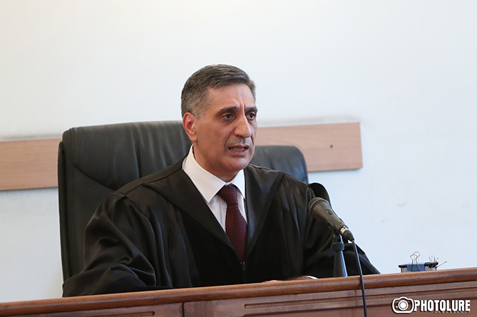 Դատարանը հրաժարվեց Քոչարյանի փաստաբաններին տրամադրել մարտի 1-ի գործի բոլոր նյութերը