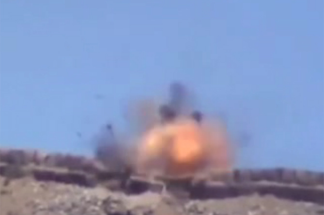 Курдские девушки уничтожили новейшую турецкую самоходку (ВИДЕО)