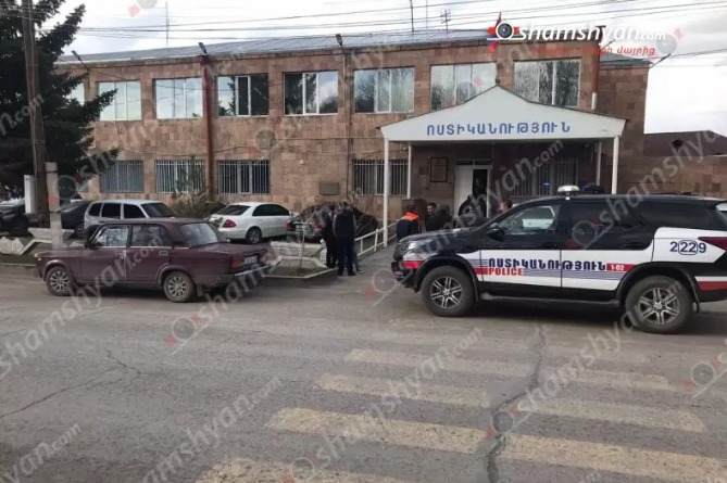 Պատմության ուսուցիչը վրաերթի է ենթարկել 4-րդ դասարանի աշակերտուհուն Պատմության ուսուցիչը վրաերթի է ենթարկել 4-րդ դասարանի աշակերտուհուն