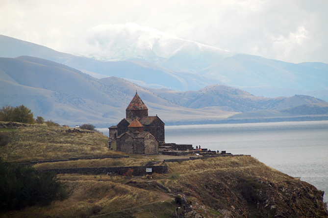 Севан, церковь