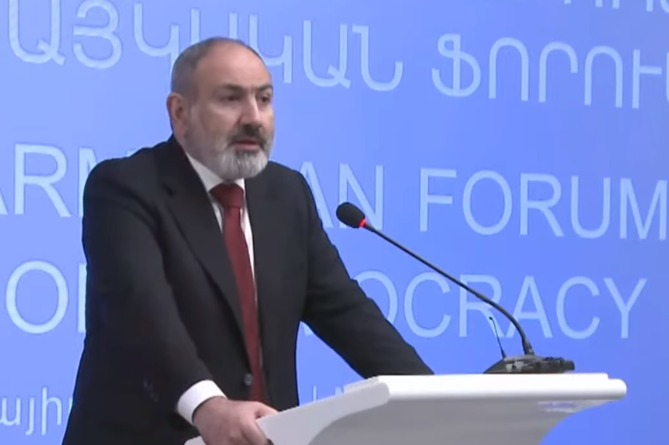 "Демократия является ключевым механизмом сохранения суверенитета Армении": заявил Пашинян на фоне протестов