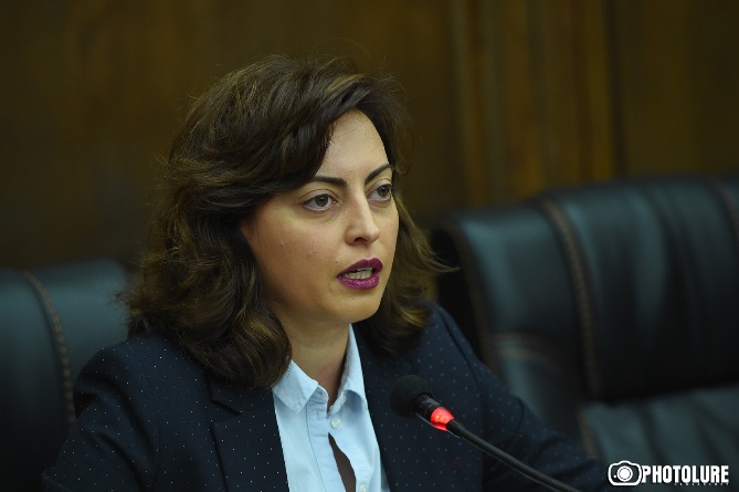 Необходимости в снятии режима военного положения в Армении пока нет – вице-спикер Необходимости в снятии режима военного положения в Армении пока нет – вице-спикер