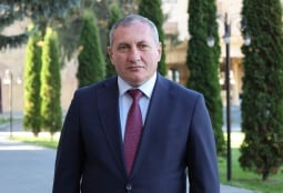 Լոռու մարզպետ Արամ Ղազարյանը հրաժարական է տվել