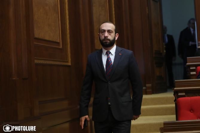 Спикер прокомментировал возможность отставки главы КС Армении