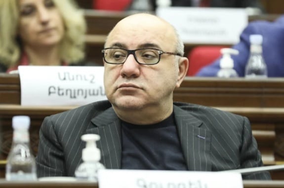 ԶԼՄ-ները գրում են ՌԴ-ում Հայաստանի դեսպան Գուրգեն Արսենյանին հետ կանչելու ծրագրերի մասին․ վարչապետի մամուլի ծառայությունից պատասխանել են  