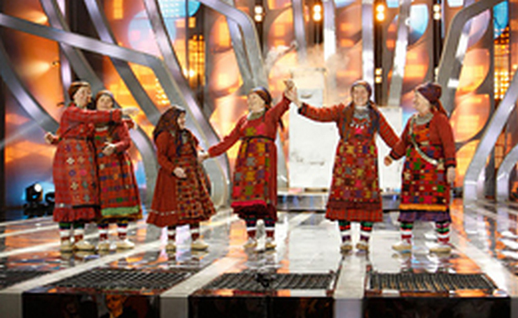 "Бурановские бабушки" лидируют в 1-м полуфинале "Евровидения" - опрос "Бурановские бабушки" лидируют в 1-м полуфинале "Евровидения" - опрос