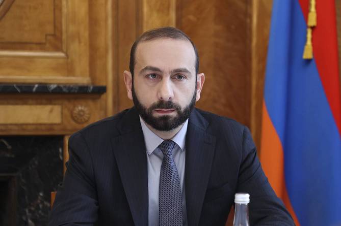 Мирзоян - Лаврову: Евросоюз отправит миссию на границу Армении и Азербайджана
