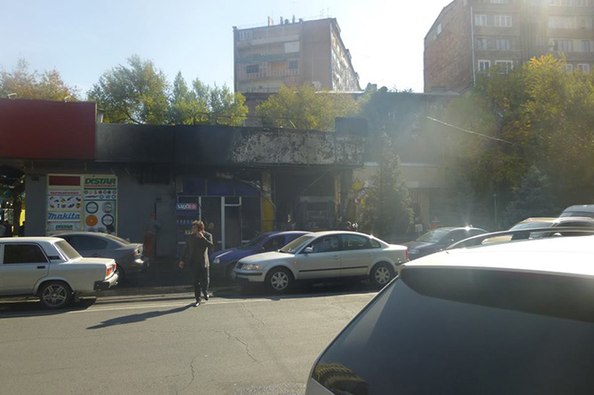 Очевидцы рассказали о том, как горела бензозаправка в центре Еревана (ФОТО, ПОДРОБНОСТИ)