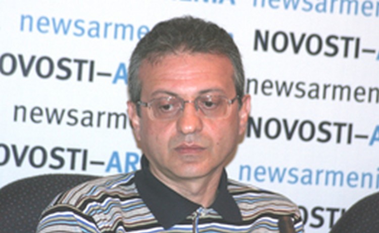ՈՒՇԱԴՐՈՒԹՅՈՒՆ ԶԼՄ–ներին. «Նովոստի» միջազգային մամուլի կենտրոնում կկայանա ասուլիս` նվիրված մնջախաղի միջազգային 4-րդ փառատոնի բացմանը 