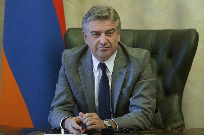 "Коммерсант": экс-премьеру Армении воздали должностью