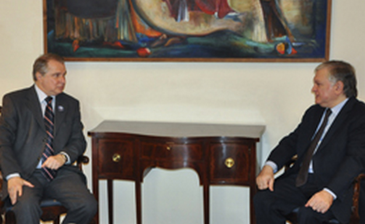 Миссия ICES обсудила с главой МИД Армении предстоящие выборы президента