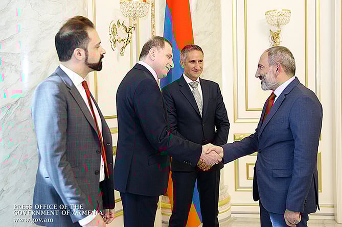 Boeing–ի ներկայացուցիչները Փաշինյանի հետ քննարկել են հնարավոր գործունեությունը Հայաստանում Boeing–ի ներկայացուցիչները Փաշինյանի հետ քննարկել են հնարավոր գործունեությունը Հայաստանում