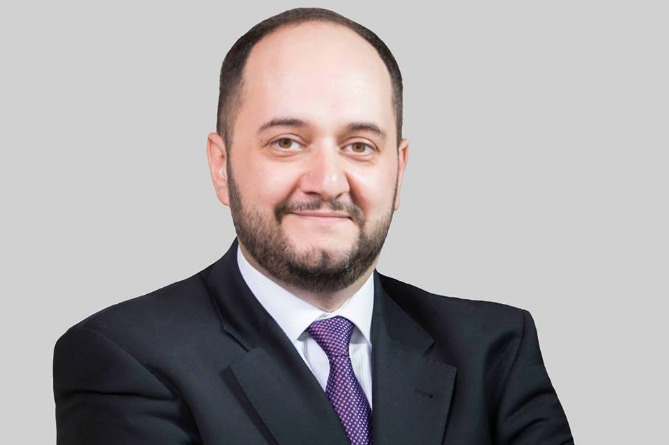 Շատ խնդալու մի պատմություն ԿԳ նախարարի կողմից (ՖՈՏՈ)