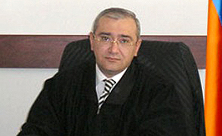 СРОЧНО! Новым главой ЦИК Армении избран Тигран Мукучян