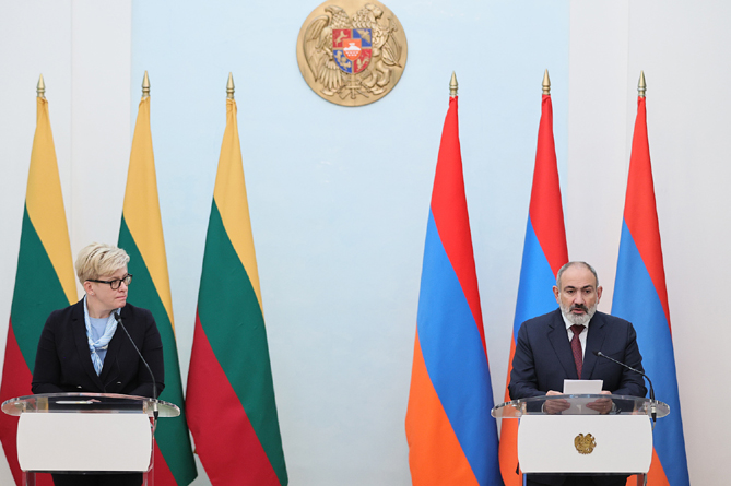 Пашинян: на встречах с Алиевым в Брюсселе сформирована дорожная карта нормализации отношений между Арменией и Азербайджаном Пашинян: на встречах с Алиевым в Брюсселе сформирована дорожная карта нормализации отношений между Арменией и Азербайджаном