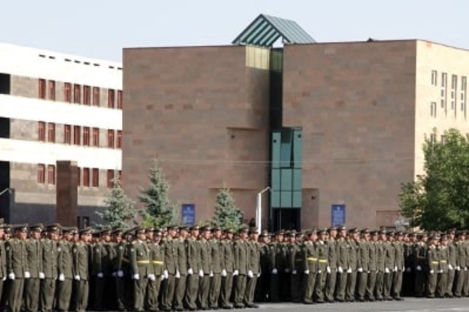 Պաշտոնից ազատվել է Վազգեն Սարգսյանի անվան ռազմական համալսարանի պետը Պաշտոնից ազատվել է Վազգեն Սարգսյանի անվան ռազմական համալսարանի պետը