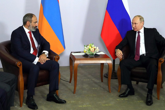 Пашинян выразил соболезнования Путину в связи с трагедией в Магнитогорске 