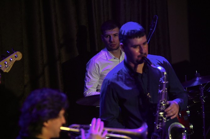 Jazz master Vadim Eilenkrig holds concert in Yerevan-10