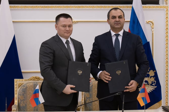Ереван предлагает не объявлять в розыск в СНГ армянских чиновников по необоснованным обвинениям Азербайджана Ереван предлагает не объявлять в розыск в СНГ армянских чиновников по необоснованным обвинениям Азербайджана