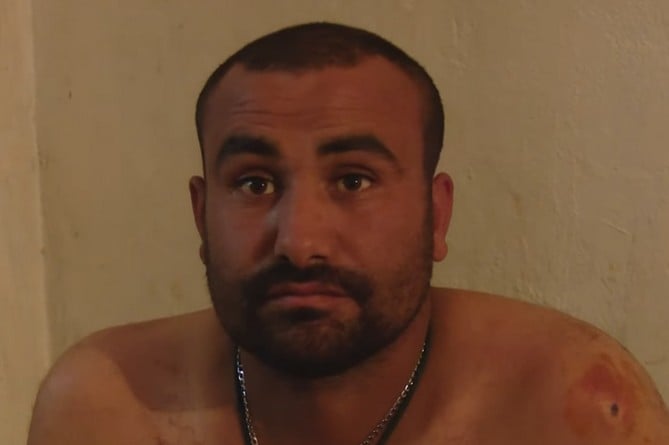 В Арцахе взят в плен еще один сирийский наемник: он признался, что ему обещали по $100 за голову врага (ВИДЕО) В Арцахе взят в плен еще один сирийский наемник: он признался, что ему обещали по $100 за голову врага (ВИДЕО)