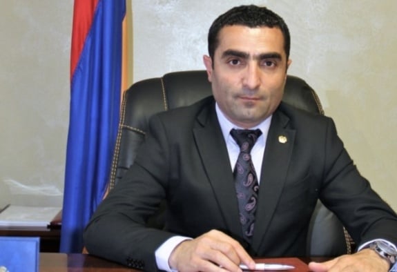 Պետական վերահսկողության ծառայության նախկին ղեկավար Ռոմանոս Պետրոսյանը նշանակվել է ՀԷՑ–ի ժամանակավոր կառավարիչ
