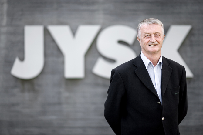 Скончался один из богатейших людей Дании Ларс Ларсен