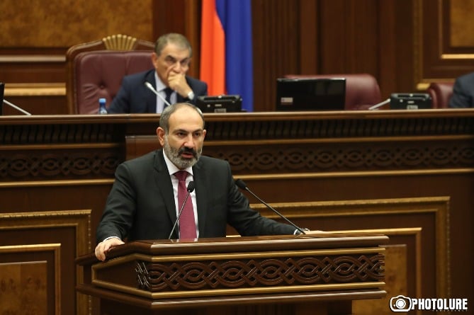 Փաշինյանը կոչ արեց ԱԺ–ին չքվեարկել իր թեկնածության օգտին Փաշինյանը կոչ արեց ԱԺ–ին չքվեարկել իր թեկնածության օգտին