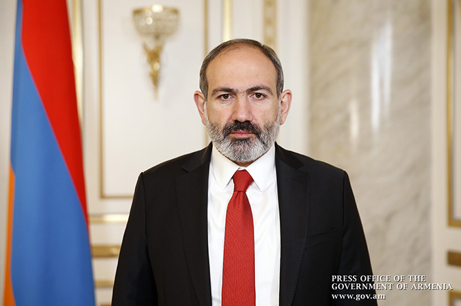 Демократия в действии: Пашинян спрашивает, стоит ли лишить пособий более 11 тысяч граждан Армении 