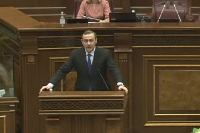   Секретарь Совбеза Армении назвал предусловие для обсуждения нового соглашения с Азербайджаном