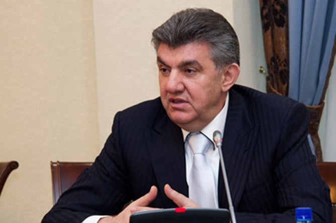 Արա Աբրահամյանը մոտ է ձախողման Արա Աբրահամյանը մոտ է ձախողման