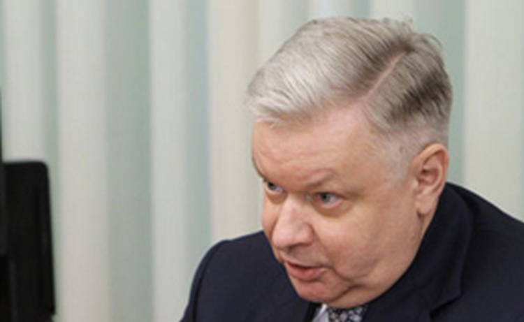 Медведев переназначил Ромодановского директором ФМС Медведев переназначил Ромодановского директором ФМС