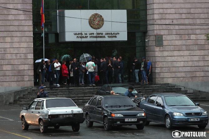 В Ереване стартовала акция в рамках инициированного Пашиняном второго этапа революции