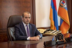 Пашинян отправил в отставку директора СНБ РА Армена Абазяна