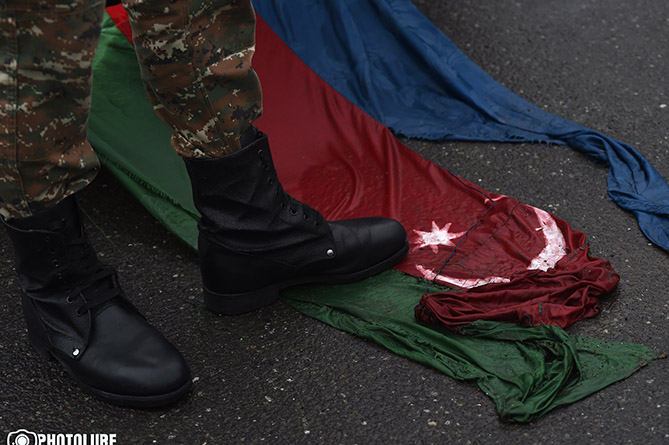 "March of Silence" in memory of heroes killed in Karabakh takes place in Yerevan-2