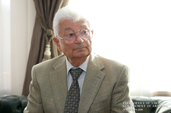 Юрий Оганесян удостоен престижной Демидовской премии за 2019 год Юрий Оганесян удостоен престижной Демидовской премии за 2019 год