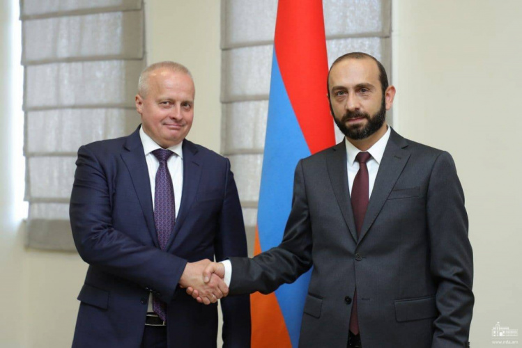 Мирзоян - Копыркину: Азербайджан подрывает усилия Армении по установлению мира в регионе Мирзоян - Копыркину: Азербайджан подрывает усилия Армении по установлению мира в регионе