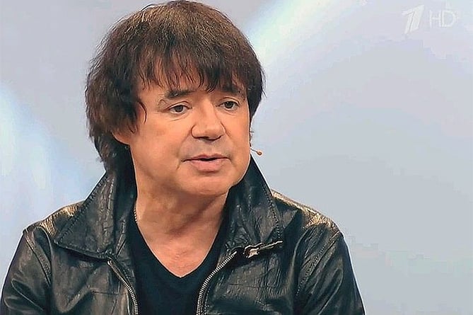 Скончался певец Евгений Осин Скончался певец Евгений Осин