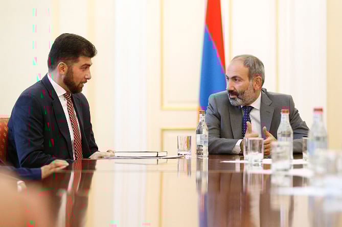 Пашинян пообещал нанести сокрушительный удар по коррупции, вседозволенности и беззаконию Пашинян пообещал нанести сокрушительный удар по коррупции, вседозволенности и беззаконию