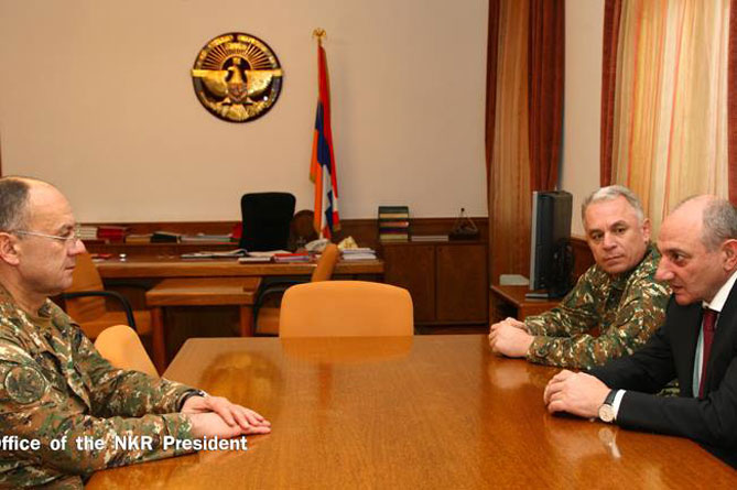 Президент НКР обсудил с министром обороны Армении вопросы армейского строительства
