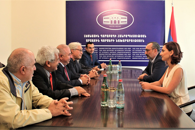 Թուրքիայից Արցախ են ժամանել մի խումբ մտավորականներ. նրանց ընդունել է ԱԳ նախարարը